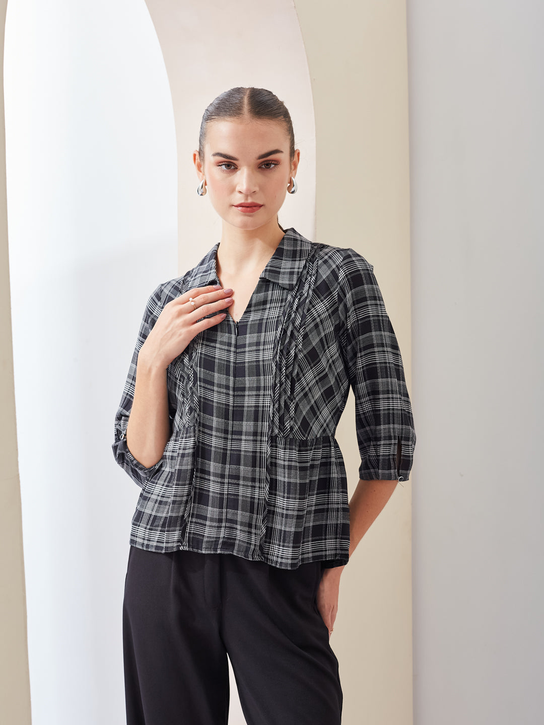Latin Quarters Women Black Checked Spread Collar 3/4th Sleeve Casual Regular Top