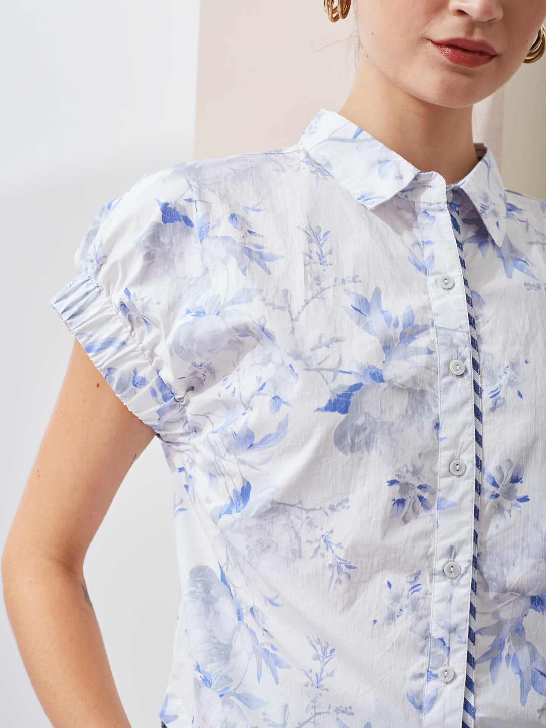 Latin Quarters Women White Printed Collared Short Sleeve Regular Casual Shirt