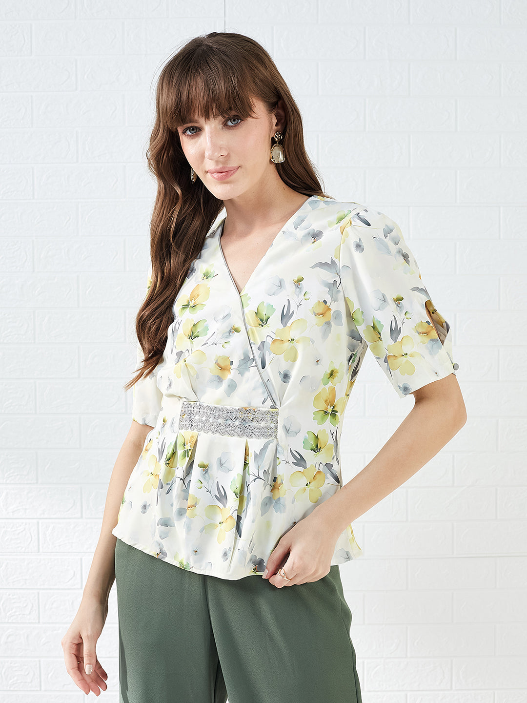 Latin Quarters Women's Off White Half Sleeves V-Neck Printed Casual Regular Top