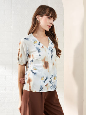 Latin Quarters Women's White Half Sleeves V-Neck Printed Casual Regular Top