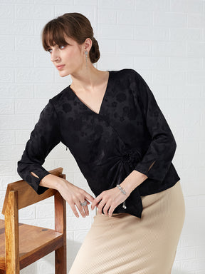 Latin Quarters Women's Black 3/4Th Sleeves V-Neck Self Design Casual Regular Top