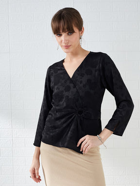 Latin Quarters Women's Black 3/4Th Sleeves V-Neck Self Design Casual Regular Top