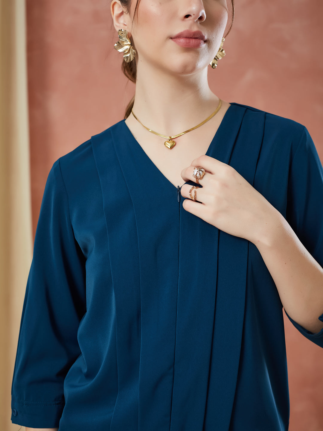 Latin Quarters Women's Teal 3/4Th Sleeves Solid V-Neck Formal Top