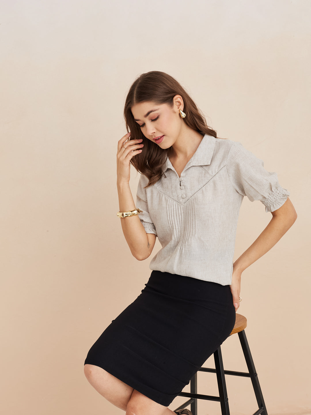 Latin Quarters Women'S Grey Collar Neck Half Sleeves Solid Casual Top