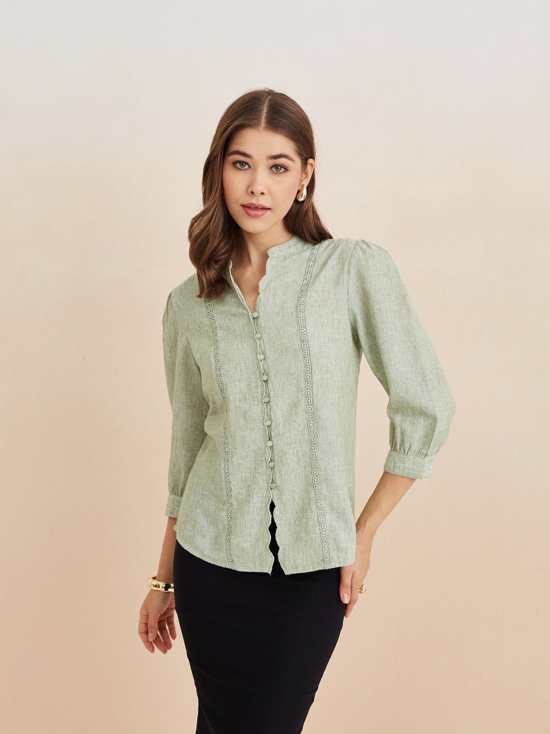 Latin Quarters Women'S Green Mandarin Neck 3/4Th Sleeves Solid Casual Top