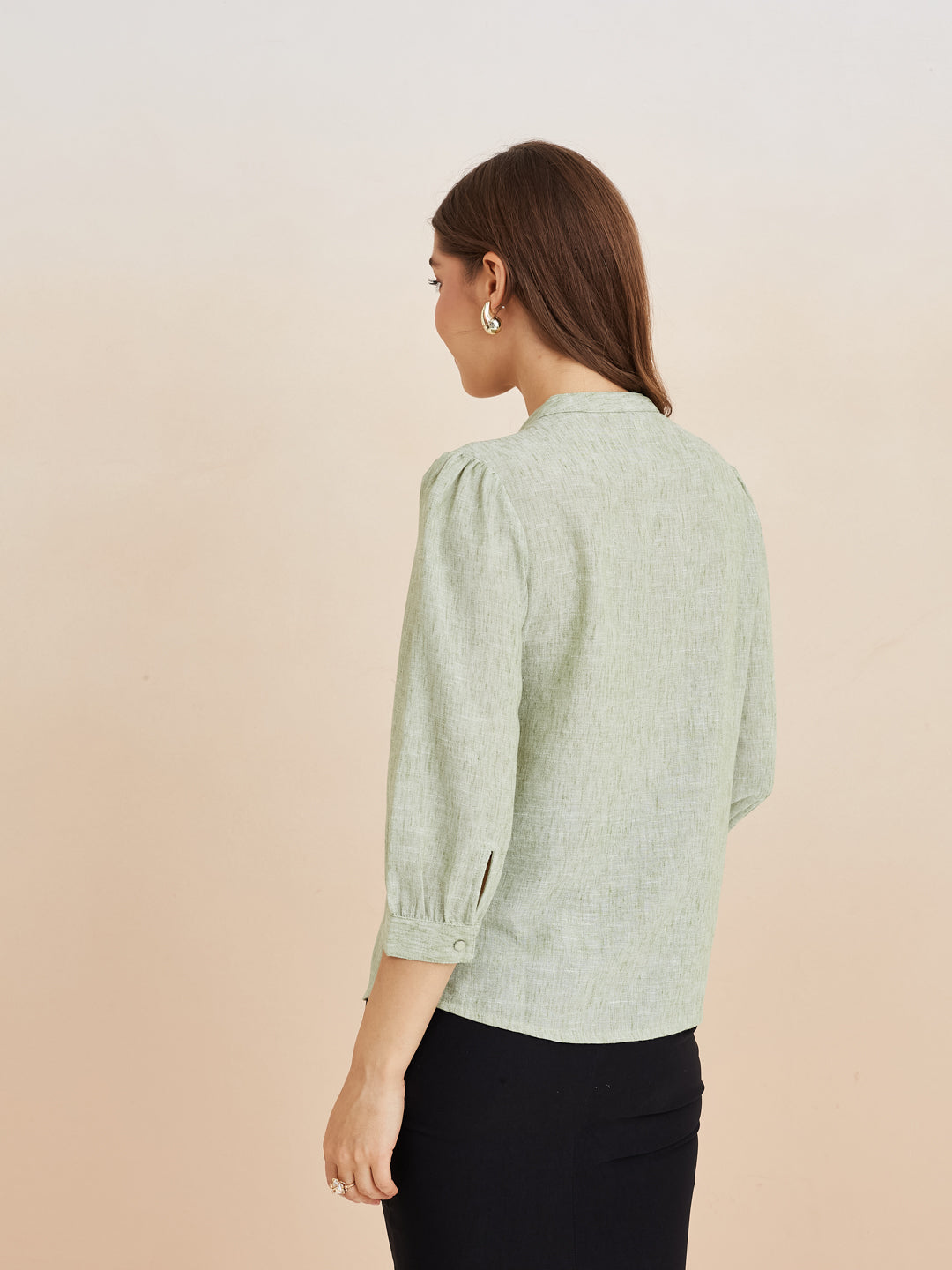 Latin Quarters Women'S Green Mandarin Neck 3/4Th Sleeves Solid Casual Top