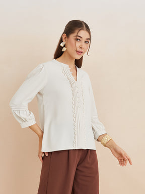 Latin Quarters Women'S Off White Mandarin Neck 3/4Th Sleeves Solid Casual Top