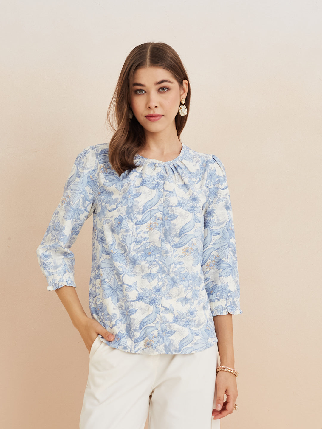 Latin Quarters Women'S Blue Round Neck 3/4Th Sleeves Printed Casual Top