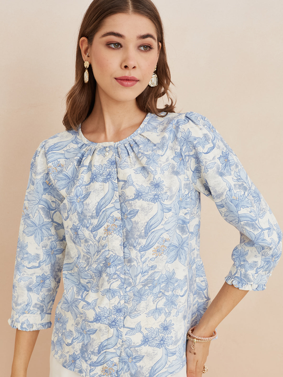 Latin Quarters Women'S Blue Round Neck 3/4Th Sleeves Printed Casual Top