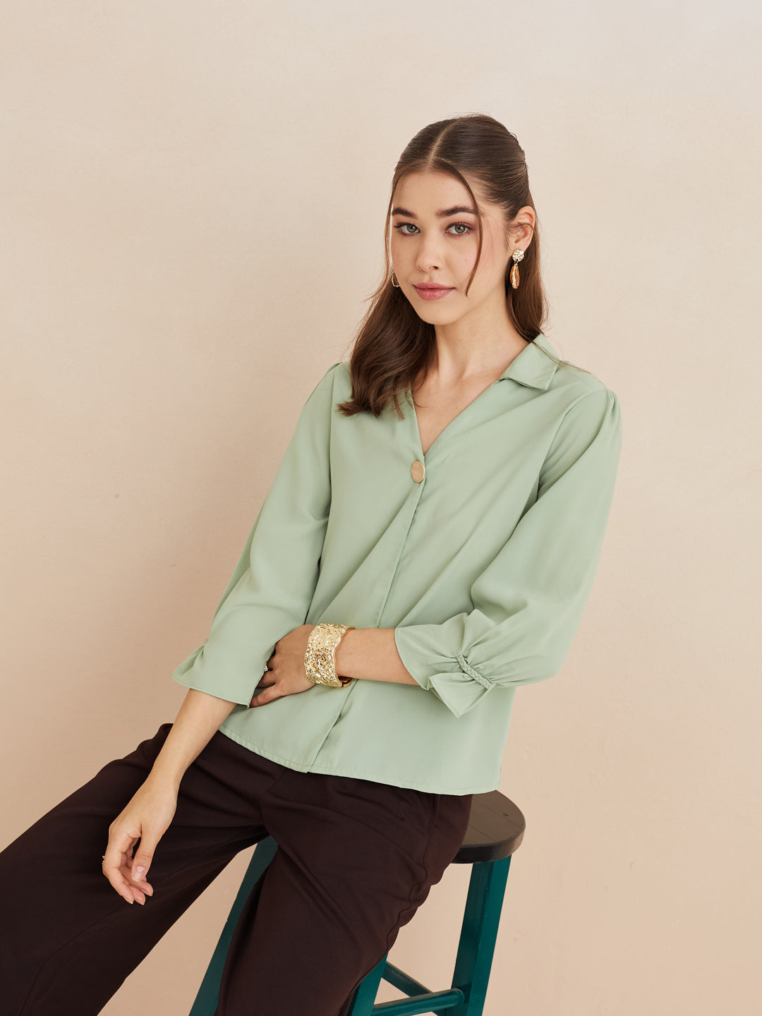 Latin Quarters Women'S Green Collar Neck 3/4Th Sleeves Solid Casual Top