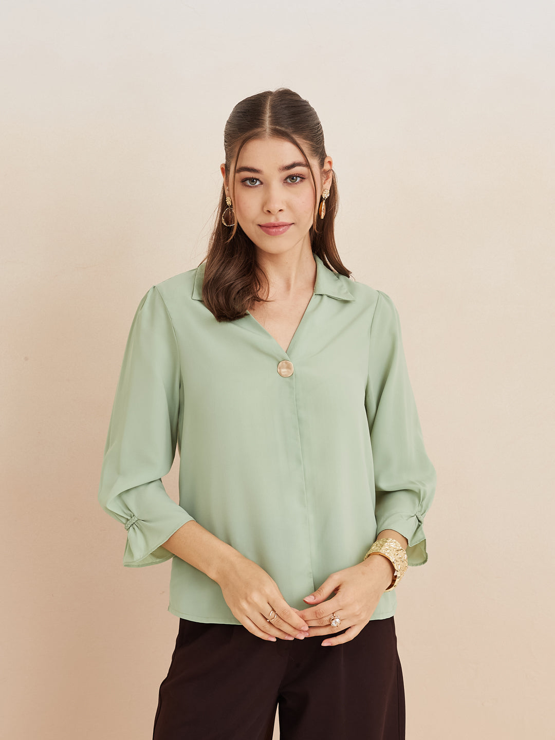 Latin Quarters Women'S Green Collar Neck 3/4Th Sleeves Solid Casual Top