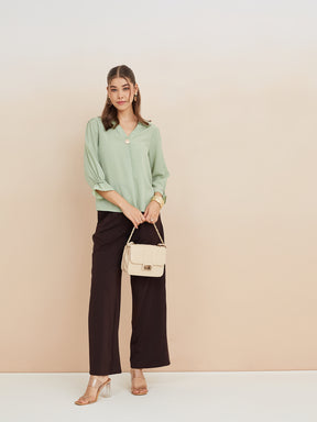 Latin Quarters Women'S Green Collar Neck 3/4Th Sleeves Solid Casual Top