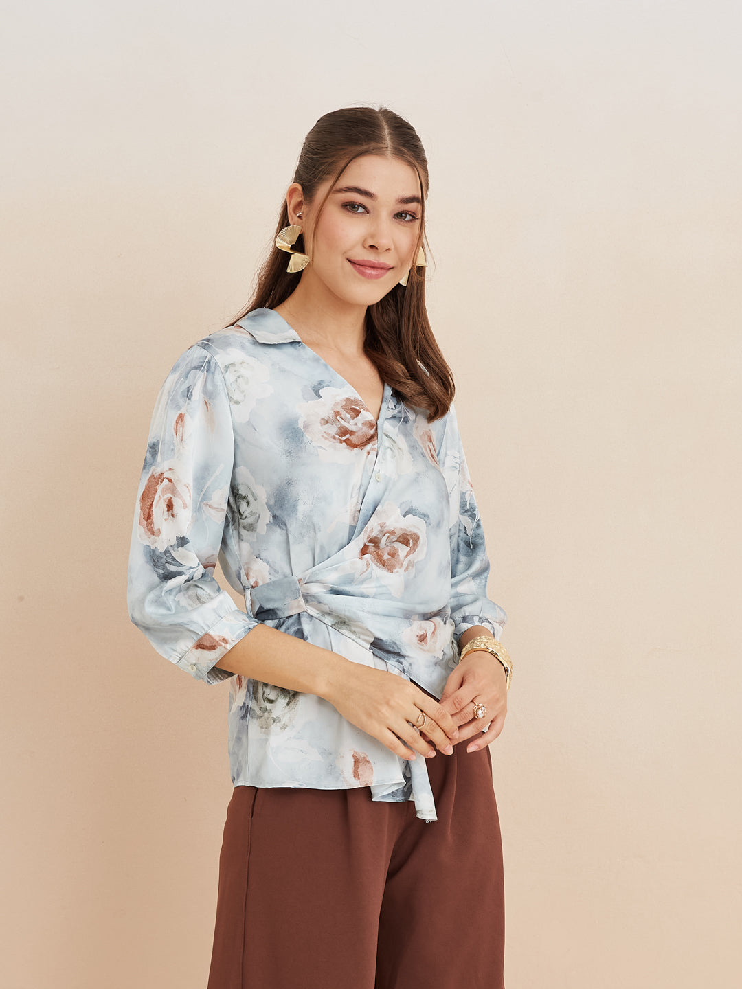 Latin Quarters Women'S Grey Collar Neck 3/4Th Sleeves Printed Casual Wrap Top