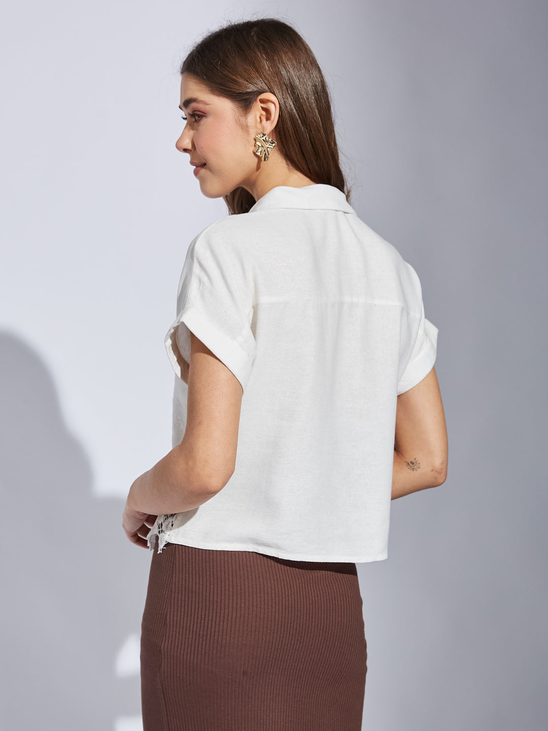 Latin Quarters Women's White Short Sleeve Collar Neck Casual Solid Shirt