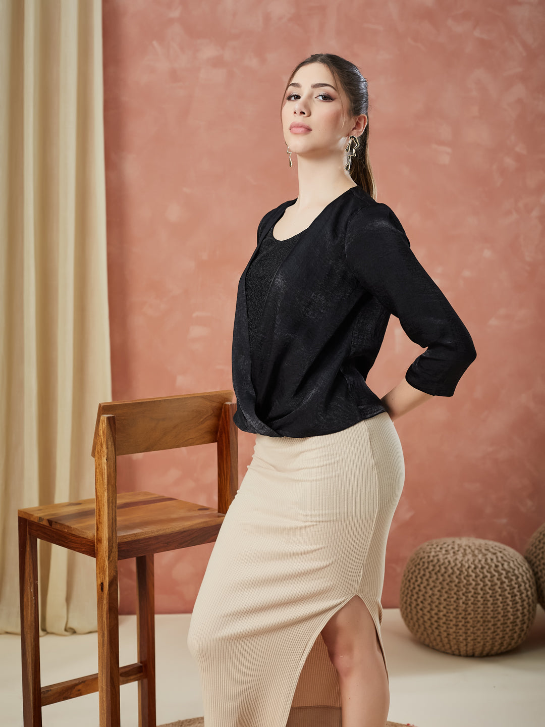 Latin Quarters Women's Black 3/4Th Sleeves Sequin Round Neck Evening Top