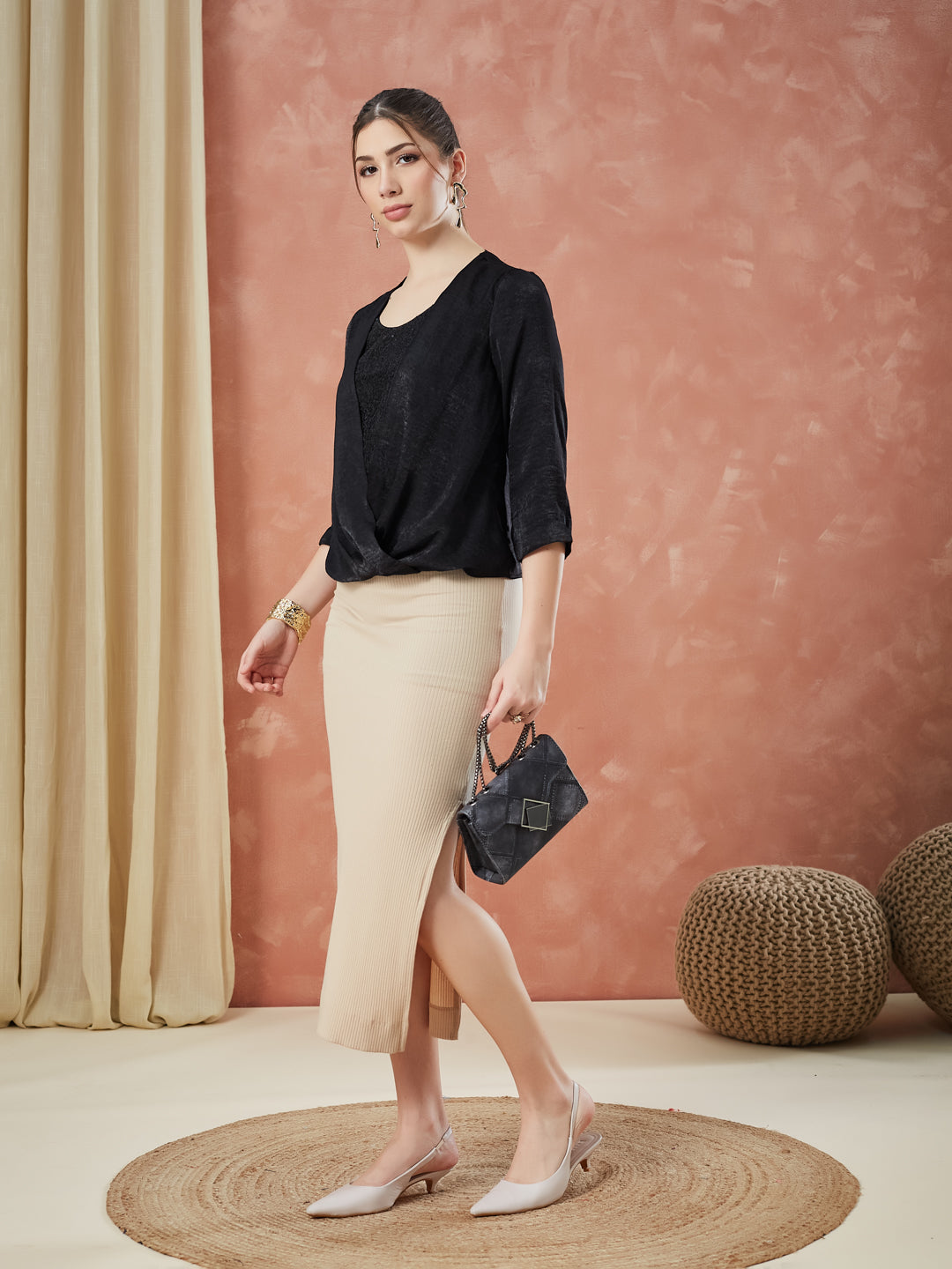 Latin Quarters Women's Black 3/4Th Sleeves Sequin Round Neck Evening Top