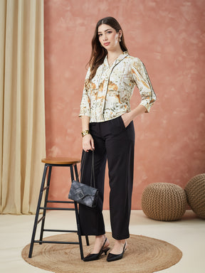 Latin Quarters Women's Ivory 3/4Th Sleeves Printed V-Neck Casual Top