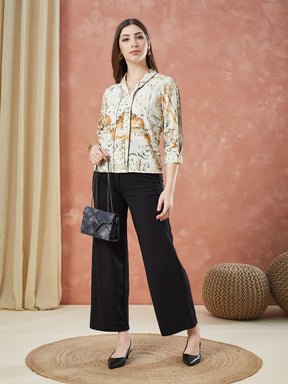 Latin Quarters Women's Ivory 3/4Th Sleeves Printed V-Neck Casual Top