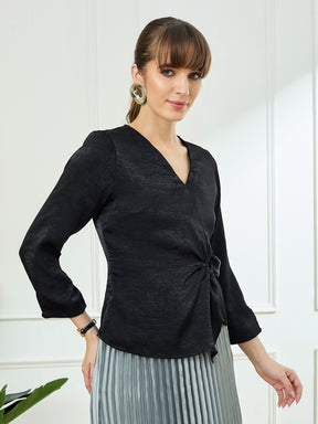 Latin Quarters Women's Black 3/4th Sleeves V-Neck Casual Solid Top