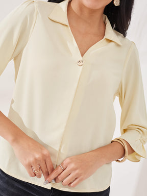 Latin Quarters Women's Yellow Solid 3/4th Sleeve Collar Neck Casual Top