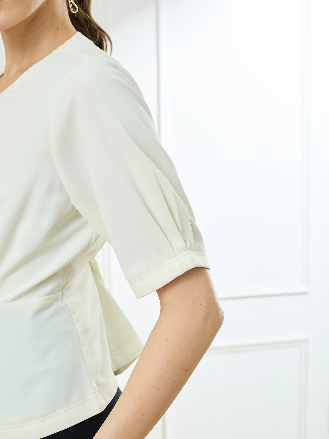 Latin Quarters Women's White Half Sleeves Round Neck Casual Solid Top