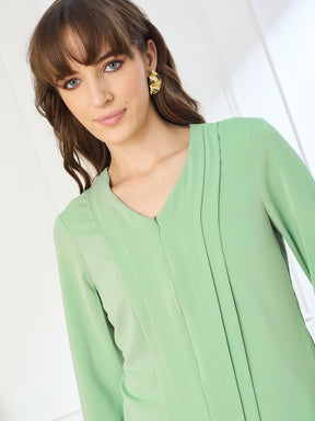 Latin Quarters Women's Green 3/4th Sleeves V-Neck Casual Solid Top