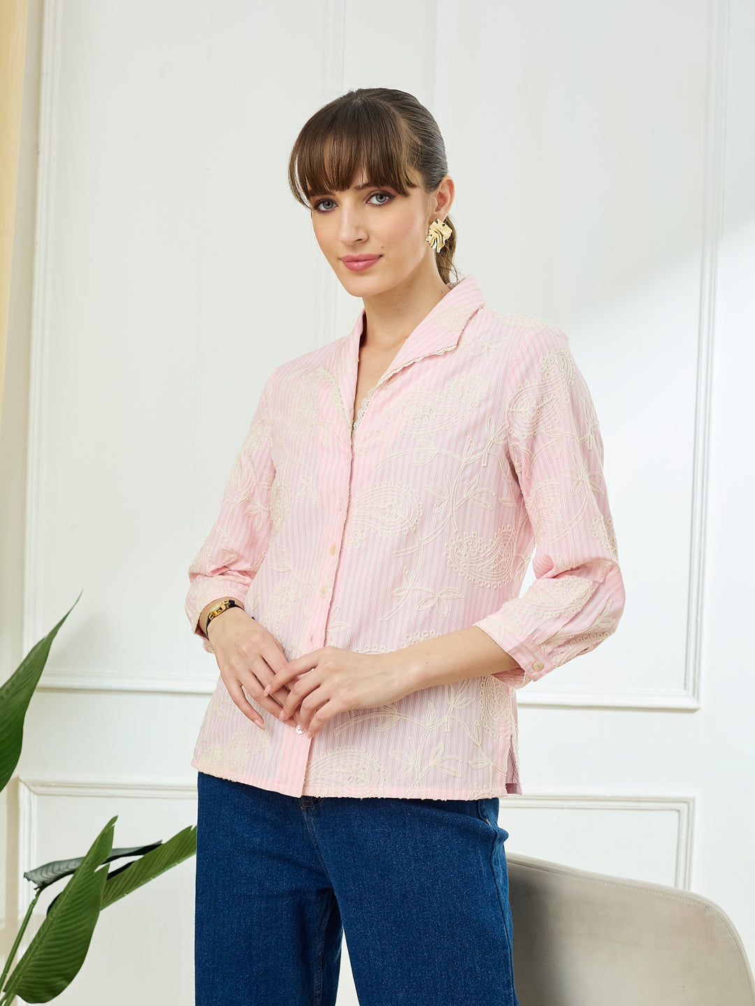 Latin Quarters Women's Pink 3/4th Sleeves Lapel Collar Casual Embroidery Shirt