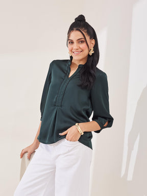 Latin Quarters Women's Green Solid 3/4th Sleeve Mandarin Neck Casual Top