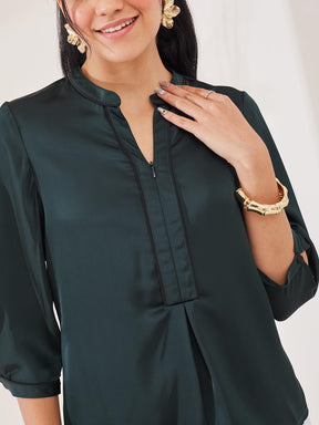 Latin Quarters Women's Green Solid 3/4th Sleeve Mandarin Neck Casual Top