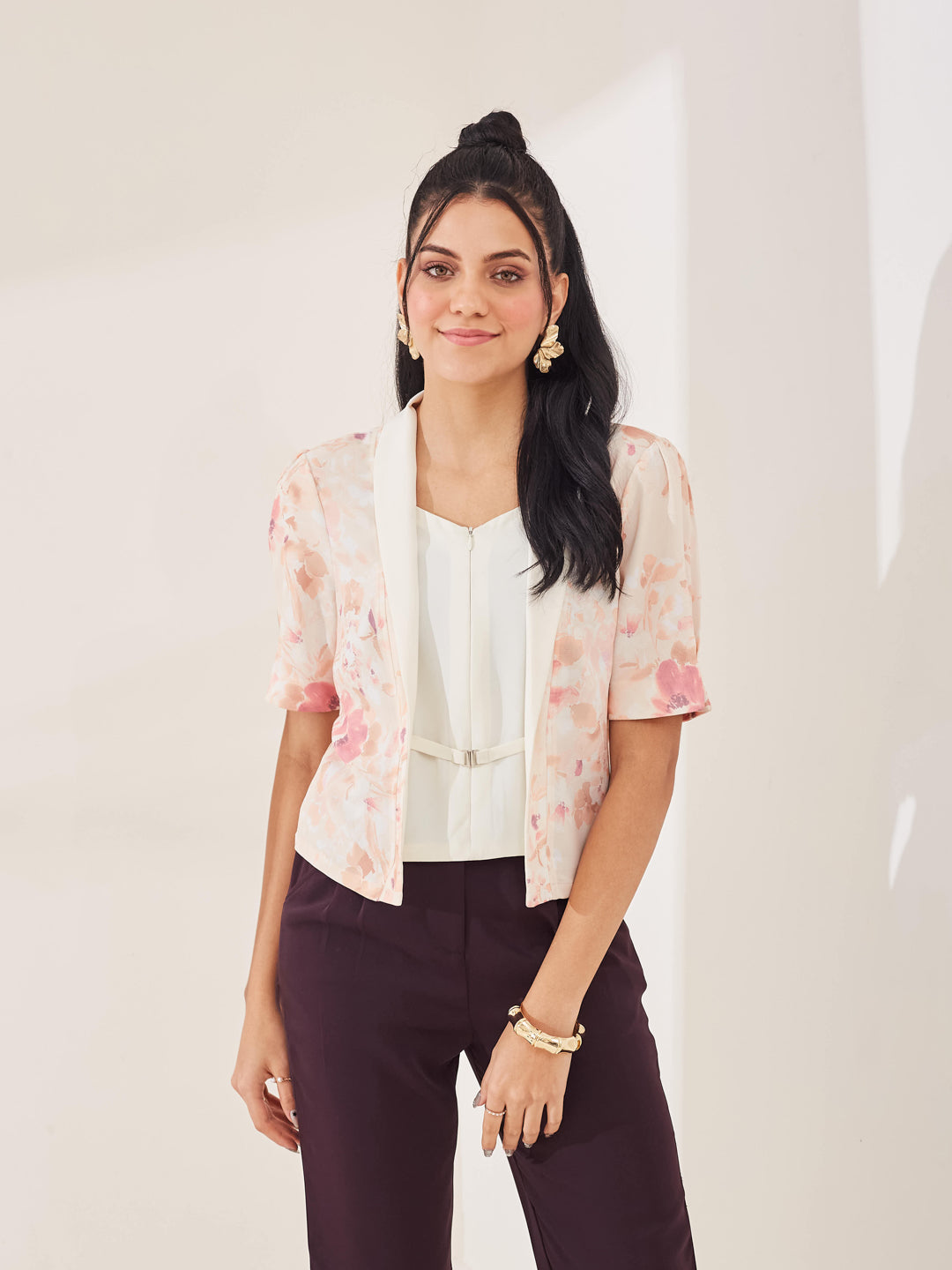 Latin Quarters Women's Peach Printed Half Sleeves V-Neck Casual Top