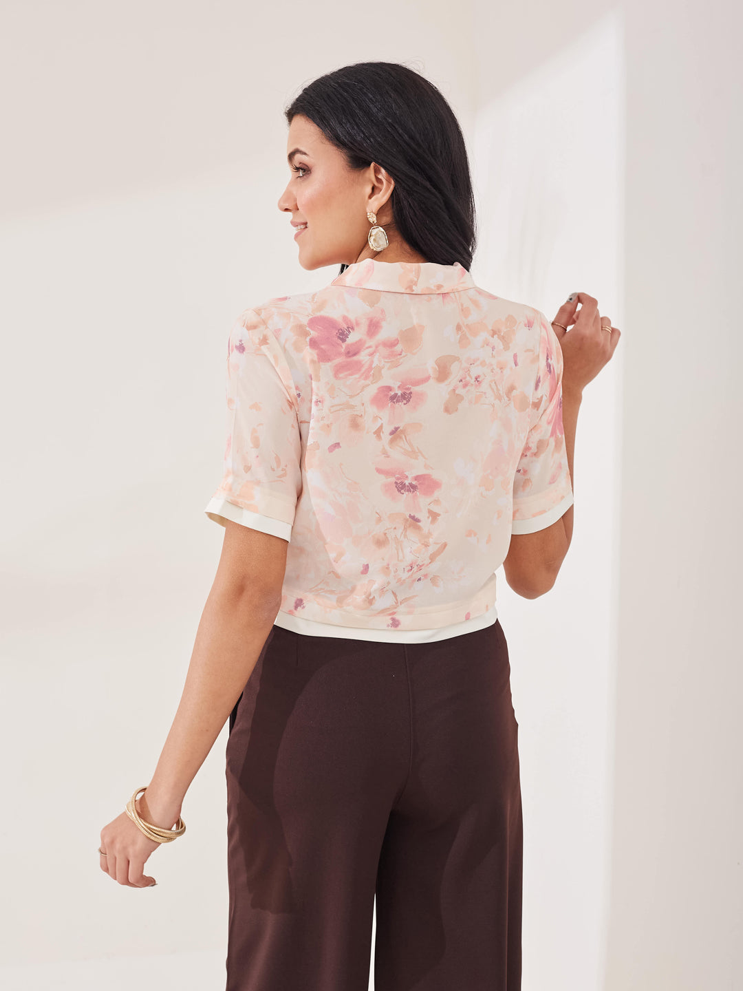 Latin Quarters Women's Peach Printed Half Sleeves Collar Neck Casual Top