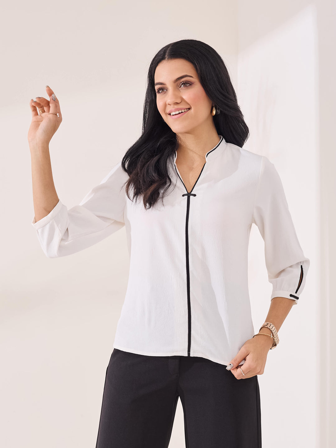 Latin Quarters Women's White Solid 3/4th Sleeve Mandarin Neck Casual Top