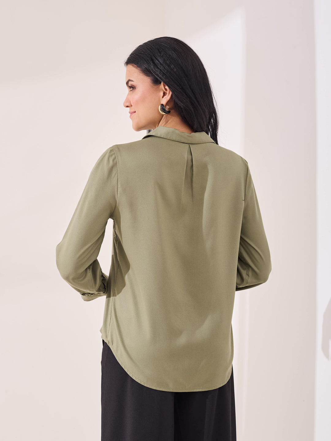 Latin Quarters Women's Green Solid 3/4th Sleeve Collar Neck Casual Tunic