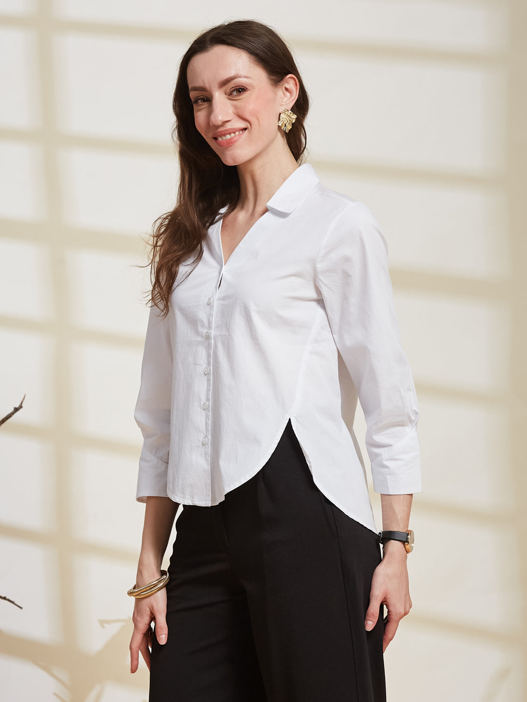 Latin Quarters Women's White Solid Spread Collar 3/4Th Sleeve Casual Shirt