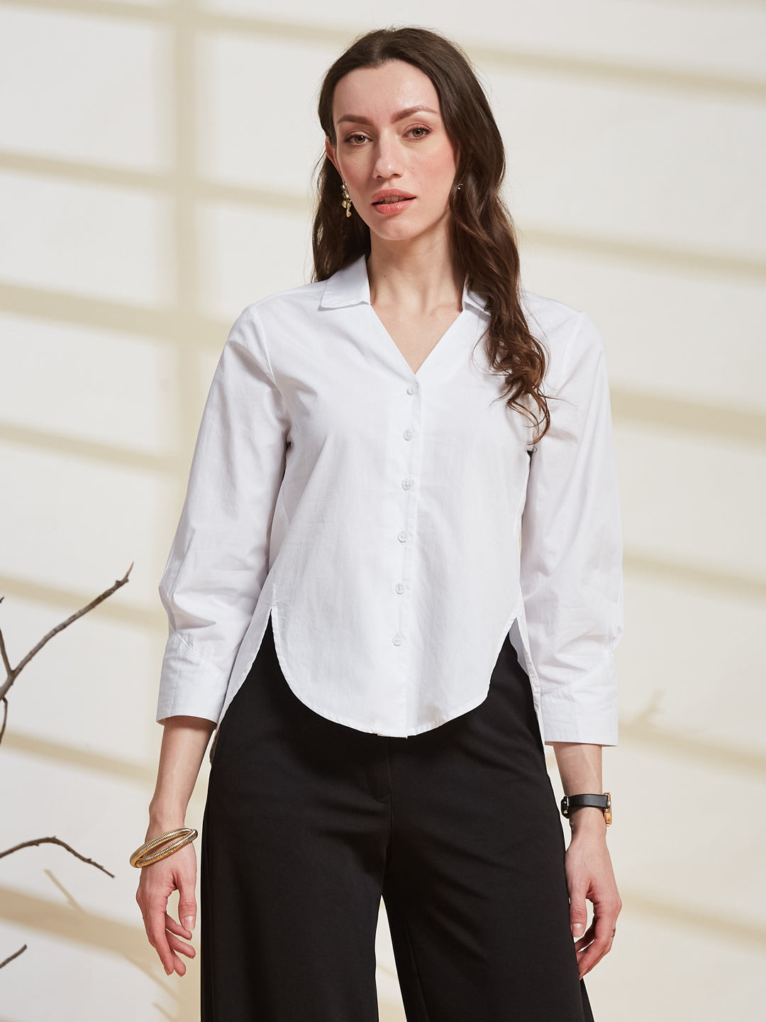 Latin Quarters Women's White Solid Spread Collar 3/4Th Sleeve Casual Shirt
