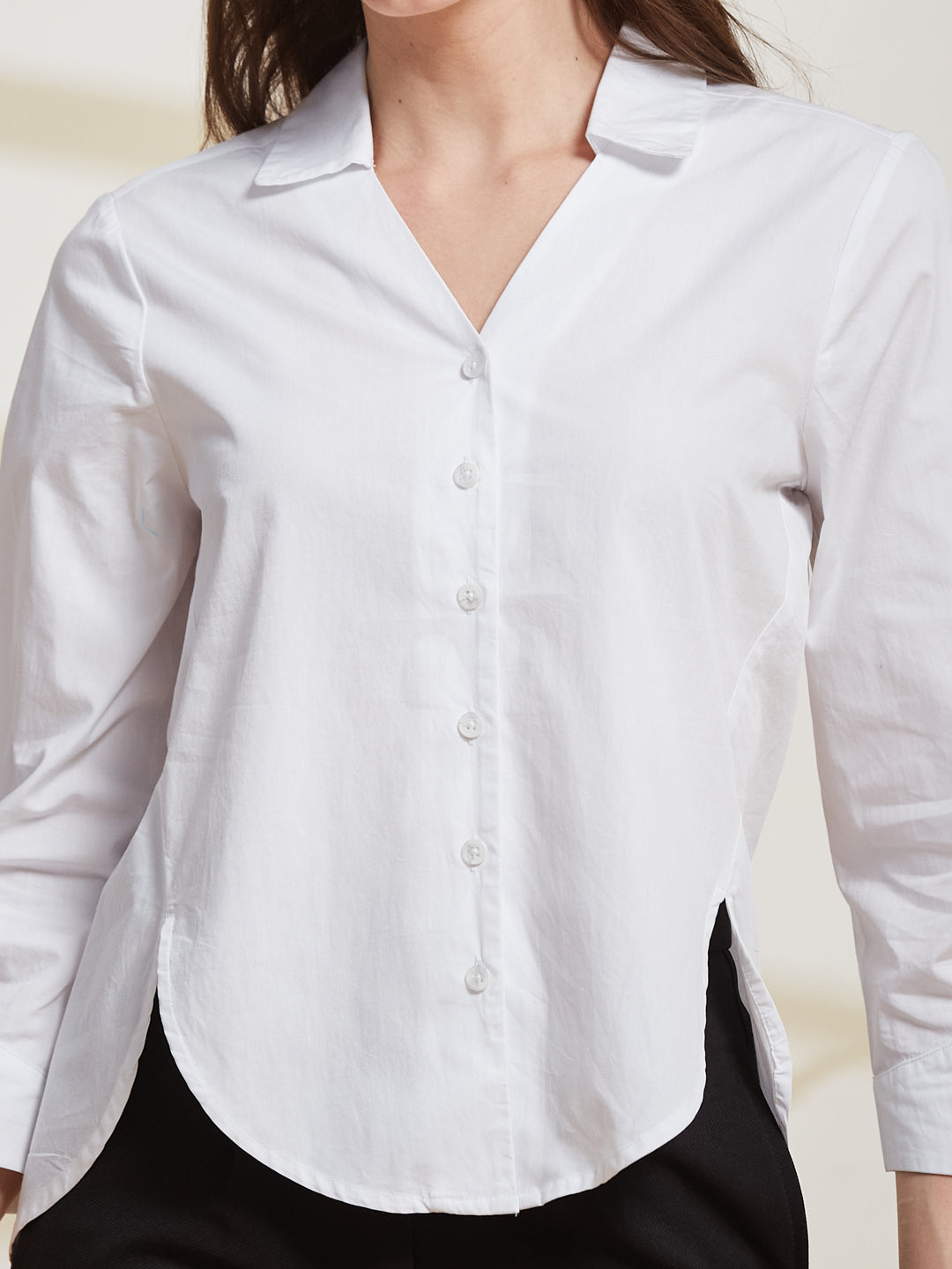 Latin Quarters Women's White Solid Spread Collar 3/4Th Sleeve Casual Shirt
