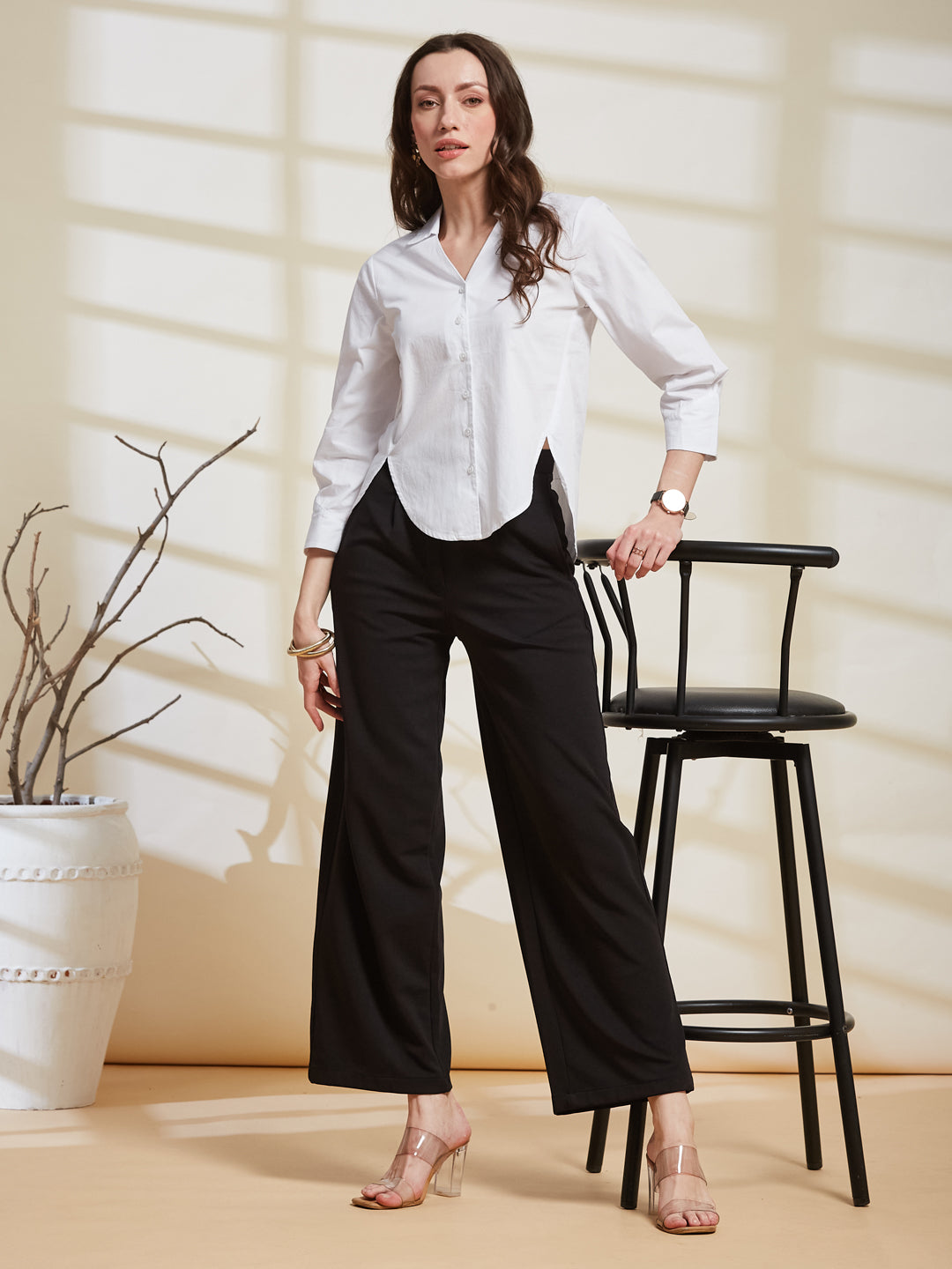 Latin Quarters Women's White Solid Spread Collar 3/4Th Sleeve Casual Shirt