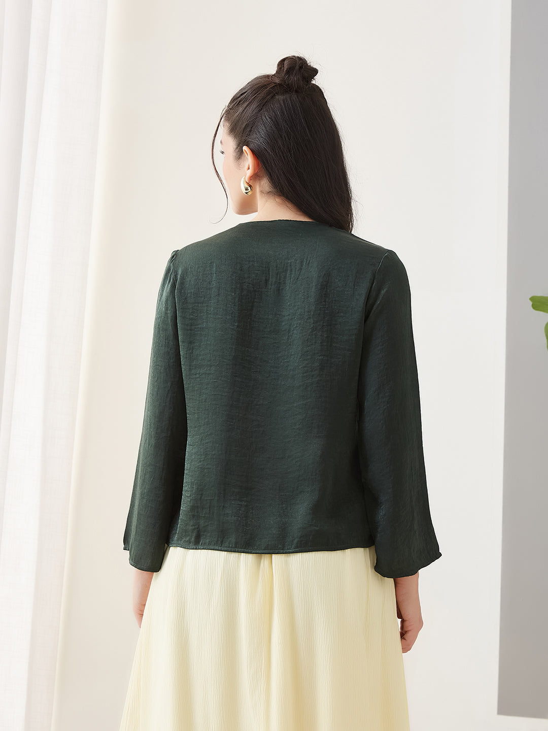 Latin Quarters Women Green Solid Full Sleeves Casual Top