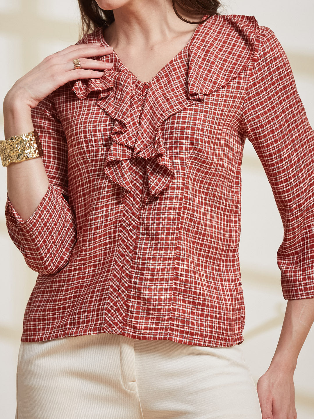 Latin Quarters Women's Red Checkered V-Neck 3/4Th Sleeve Casual Top