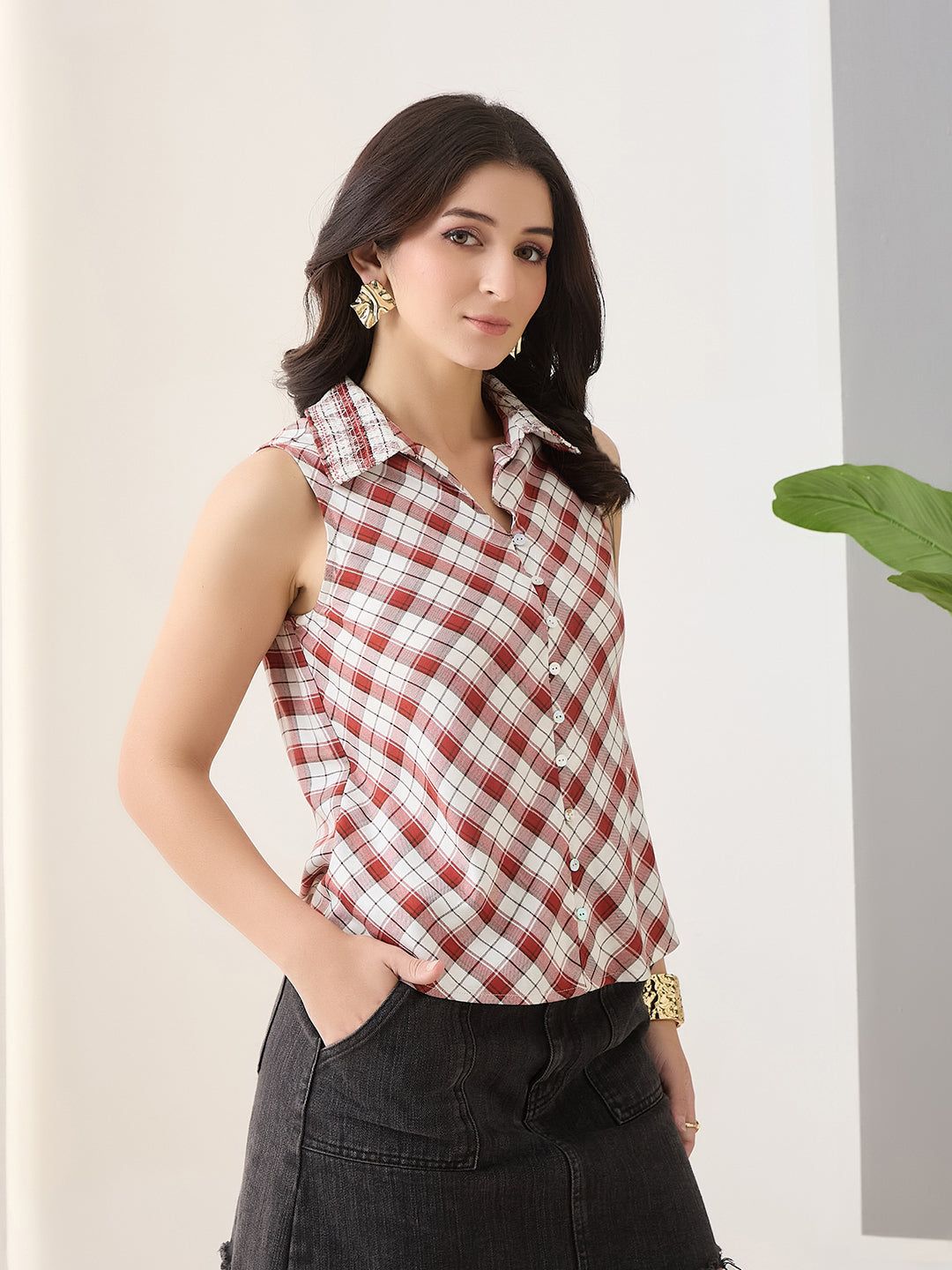 Latin Quarters Women Red Checks Sleeveless Casual Shirt