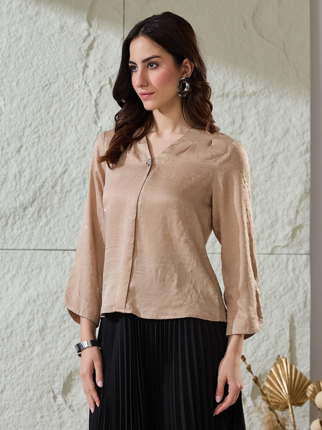 Latin Quarters Women's Beige Self Design 3/4Th Sleeves V-Neck Casual Top