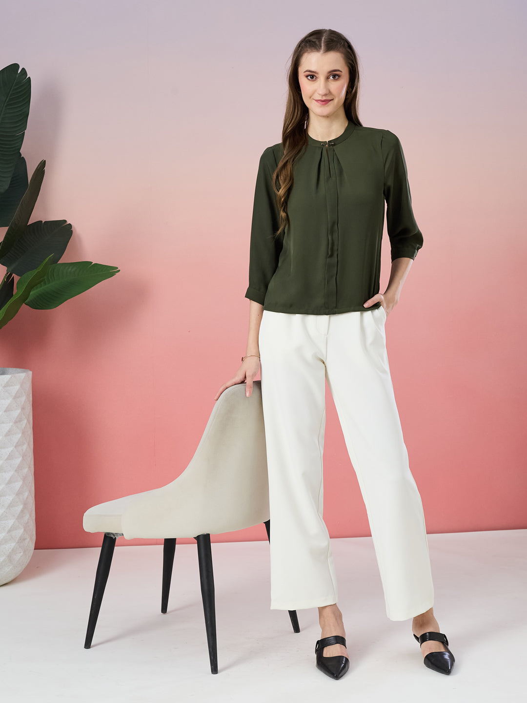 Latin Quarters Women's Olive Solid 3/4th Sleeve Mandarin Neck Casual Top
