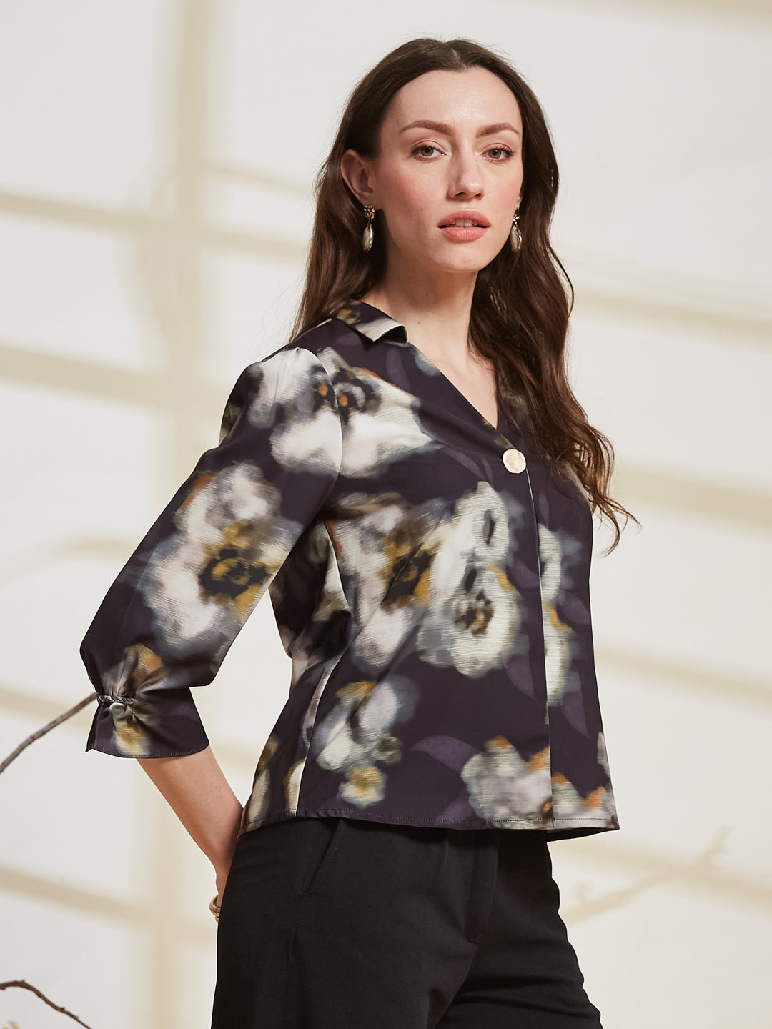 Latin Quarters Women's Navy Blue Printed V-Neck 3/4Th Sleeve Casual Top
