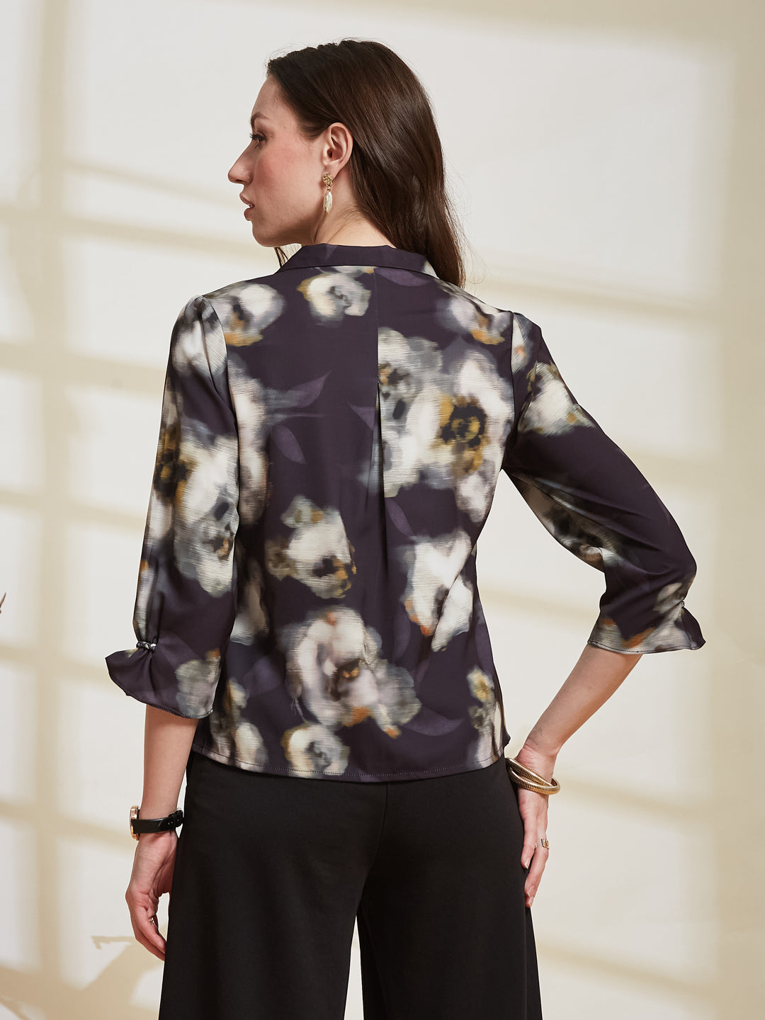 Latin Quarters Women's Navy Blue Printed V-Neck 3/4Th Sleeve Casual Top