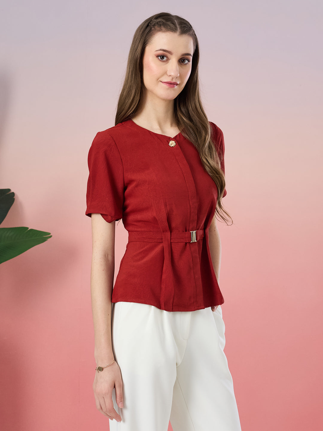 Latin Quarters Women's Rust Solid Half Sleeve Round Neck Casual Top