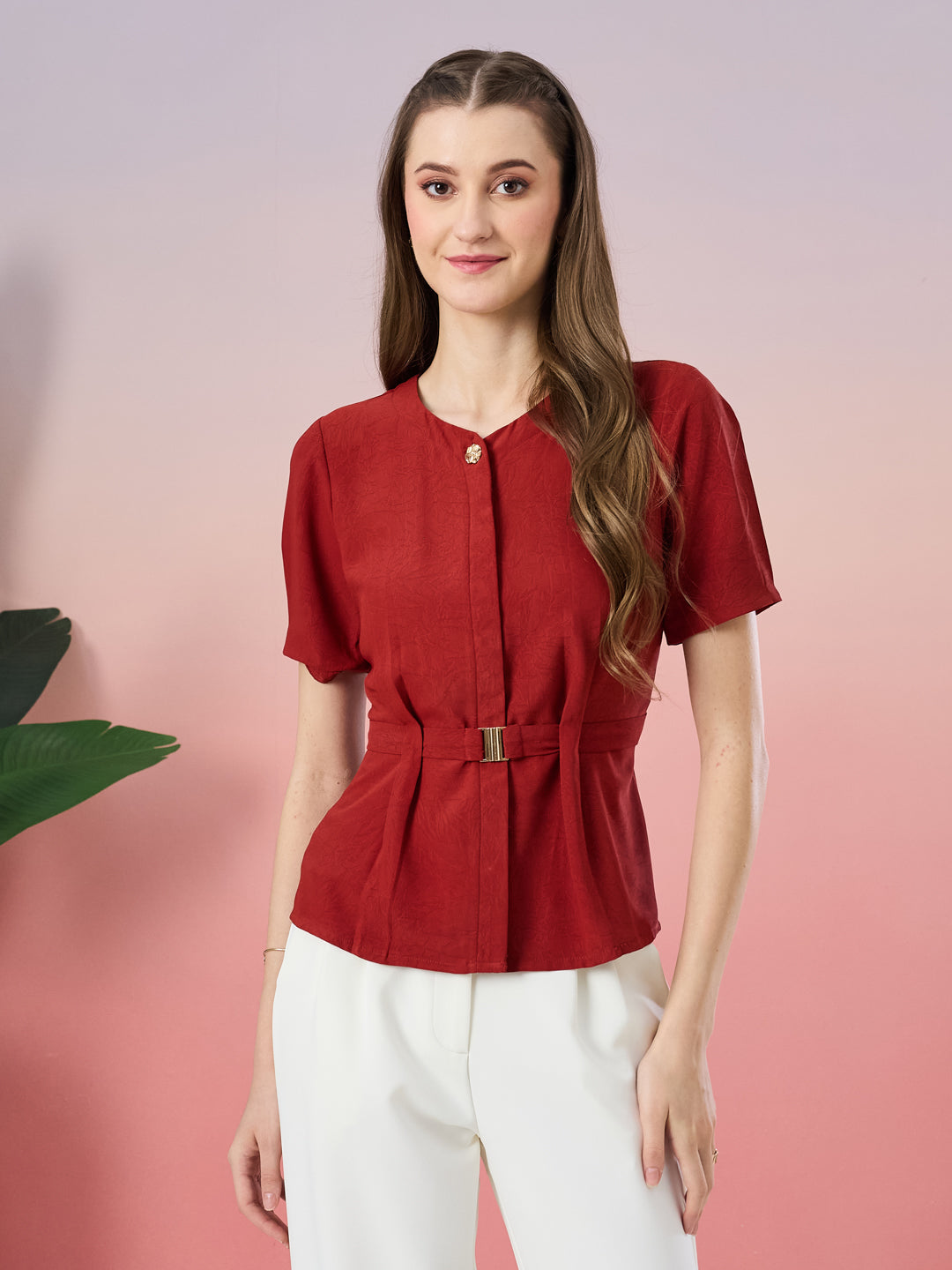 Latin Quarters Women's Rust Solid Half Sleeve Round Neck Casual Top
