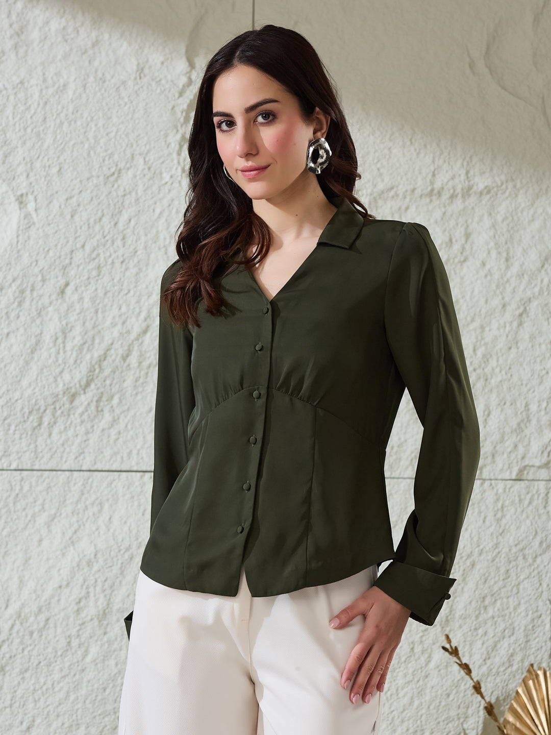 Latin Quarters Women's Green Solid Full Sleeves Collared Casual Shirt