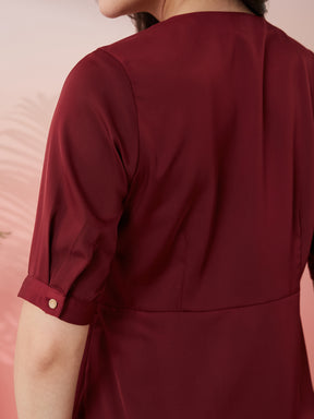 Latin Quarters Women's Maroon Solid V-Neck Half Sleeves Casual Top