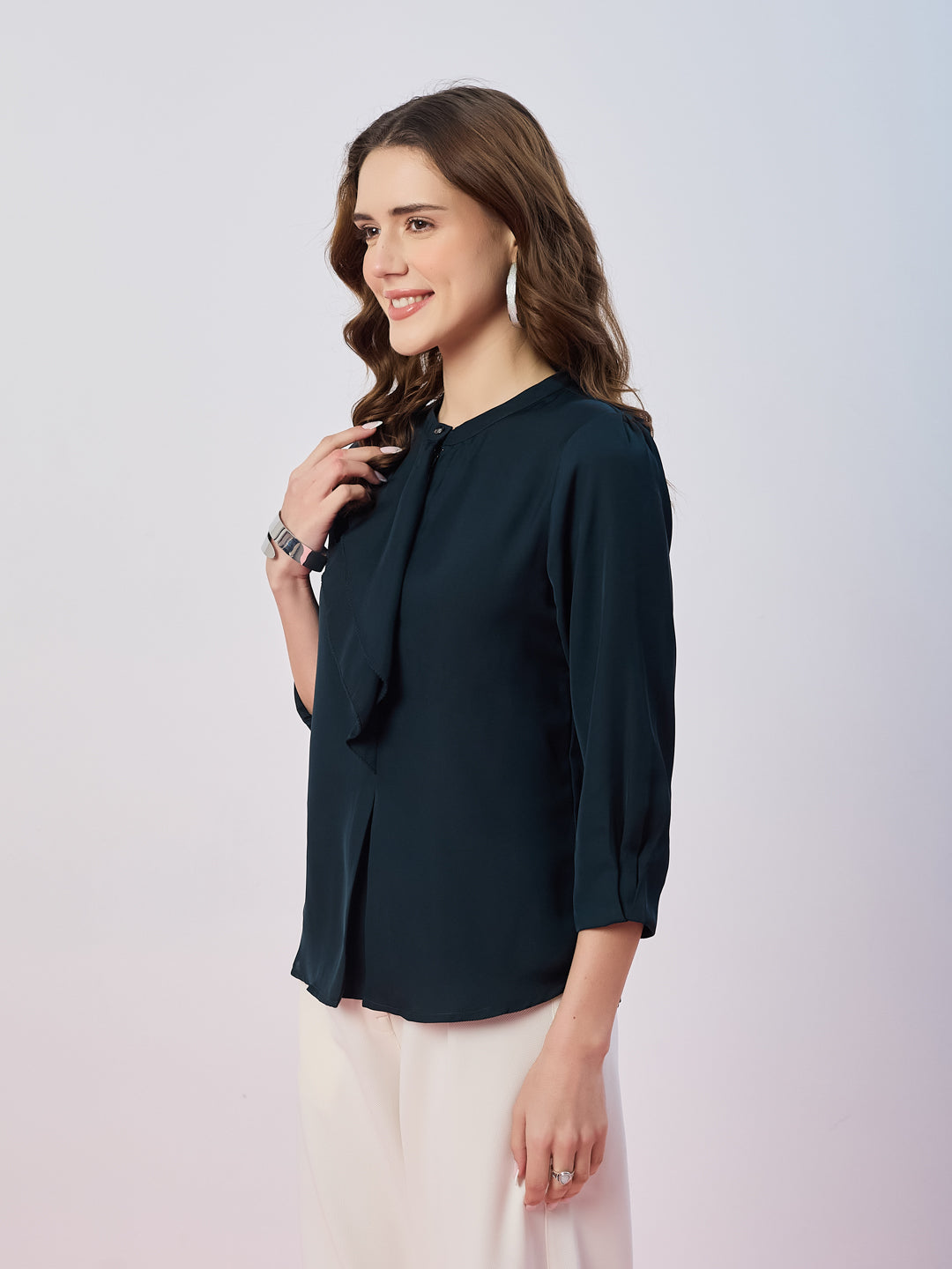 Latin Quarters Women's Green Solid 3/4th Sleeves Mandarin Neck Casual Top