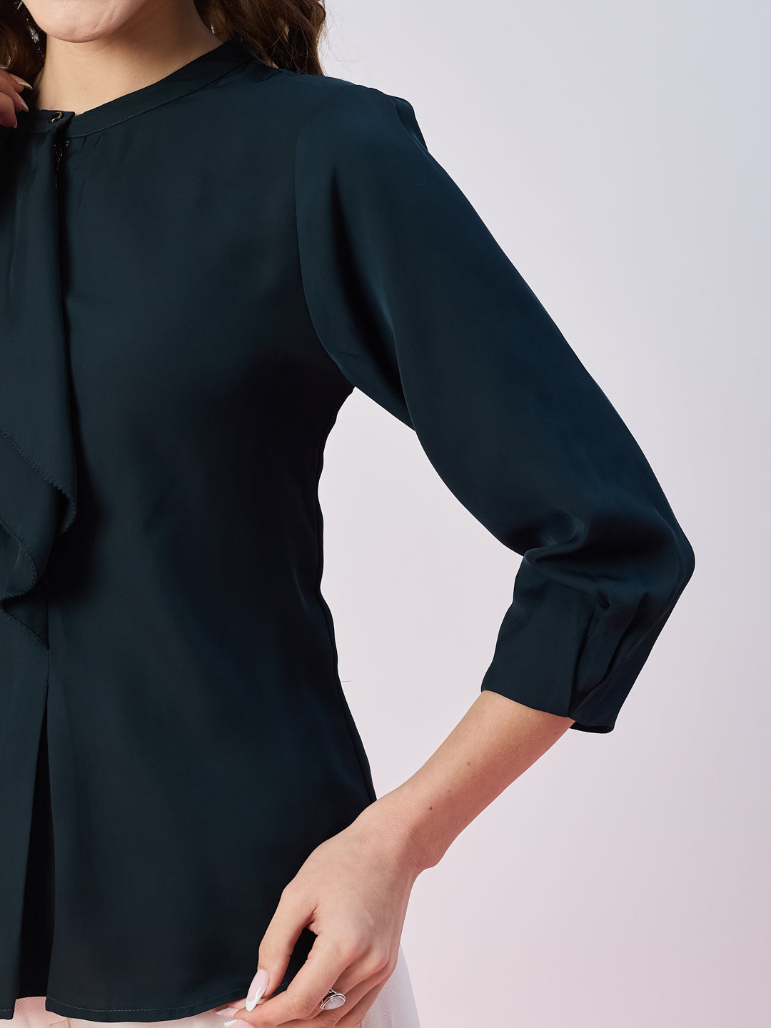 Latin Quarters Women's Green Solid 3/4th Sleeves Mandarin Neck Casual Top